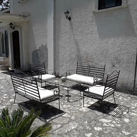 Apartmán In Venezuela Piano Terra Porto di Maratea