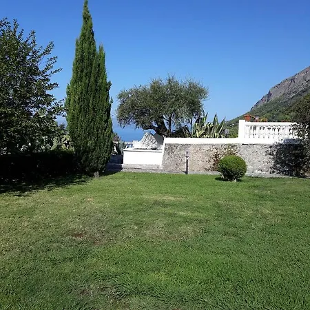 In Venezuela Piano Terra * Porto di Maratea